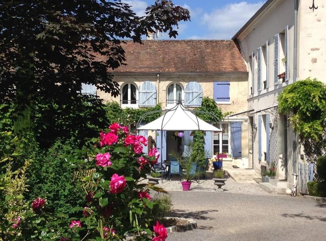 La Chasse Royale Hotel Plailly Bagian luar foto