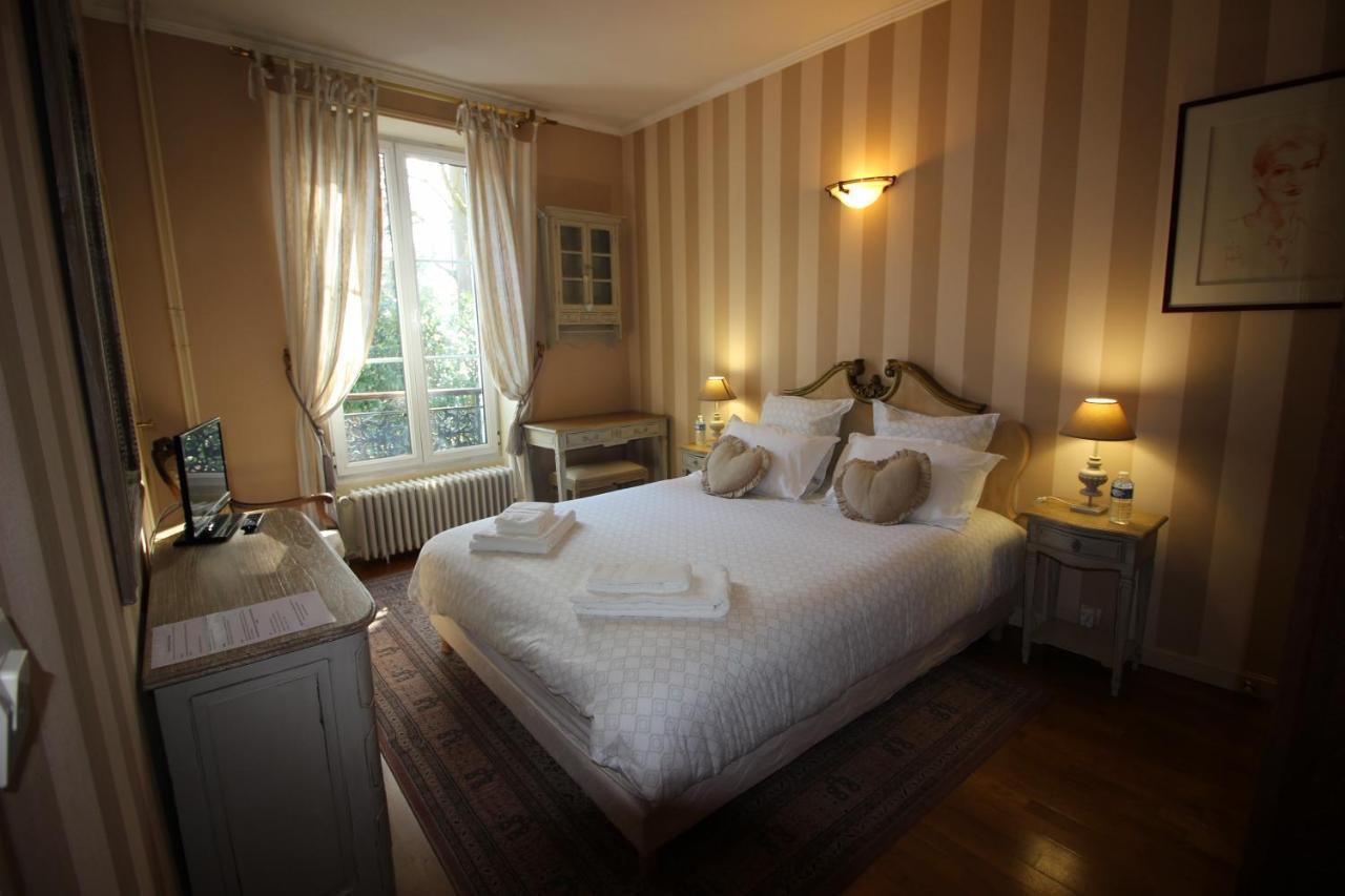 La Chasse Royale Hotel Plailly Bagian luar foto