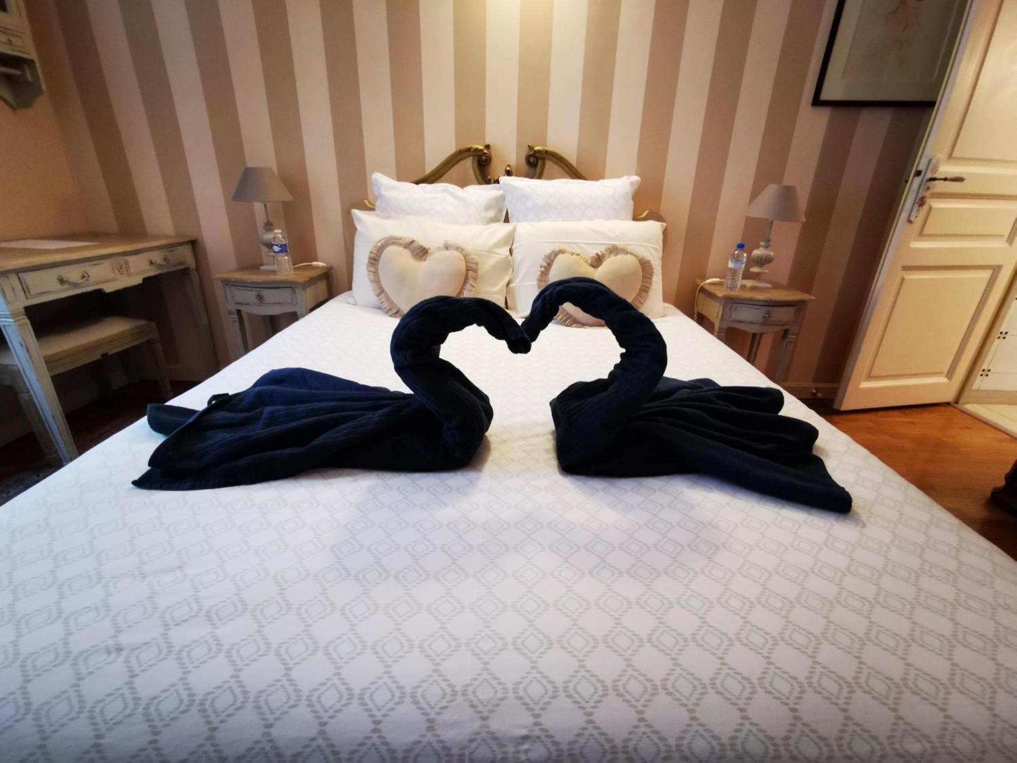 La Chasse Royale Hotel Plailly Bagian luar foto